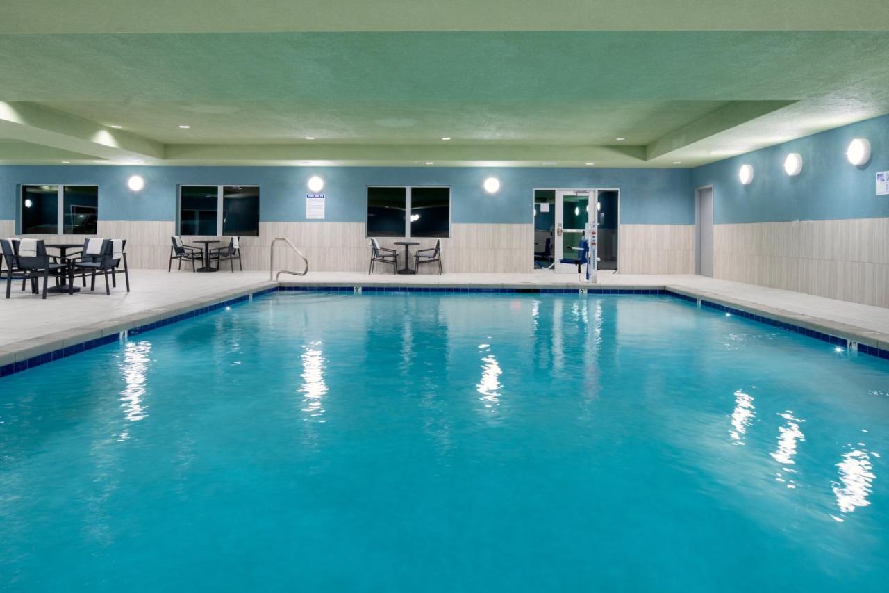 Holiday Inn Express & Suites - Bullhead City By Ihg Dış mekan fotoğraf
