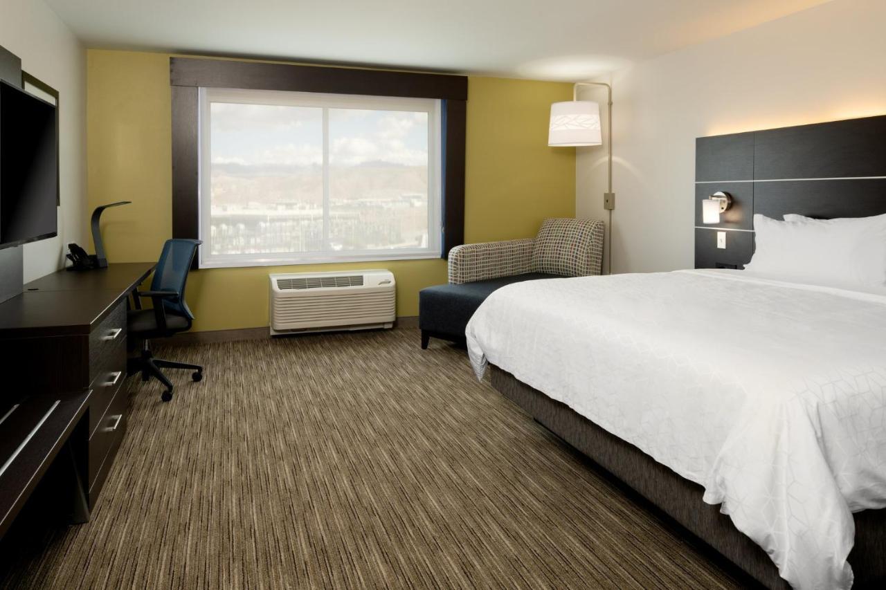 Holiday Inn Express & Suites - Bullhead City By Ihg Dış mekan fotoğraf