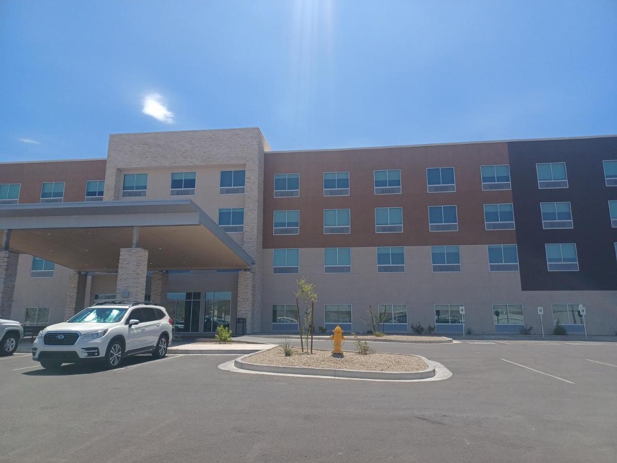 Holiday Inn Express & Suites - Bullhead City By Ihg Dış mekan fotoğraf